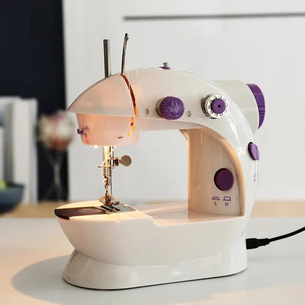 Beginner Sewing Machine Home Small Double Speed Mini Electric Household Portable Night Light Foot Pedal Straight Two Thread DIVINELLE BEAUTY